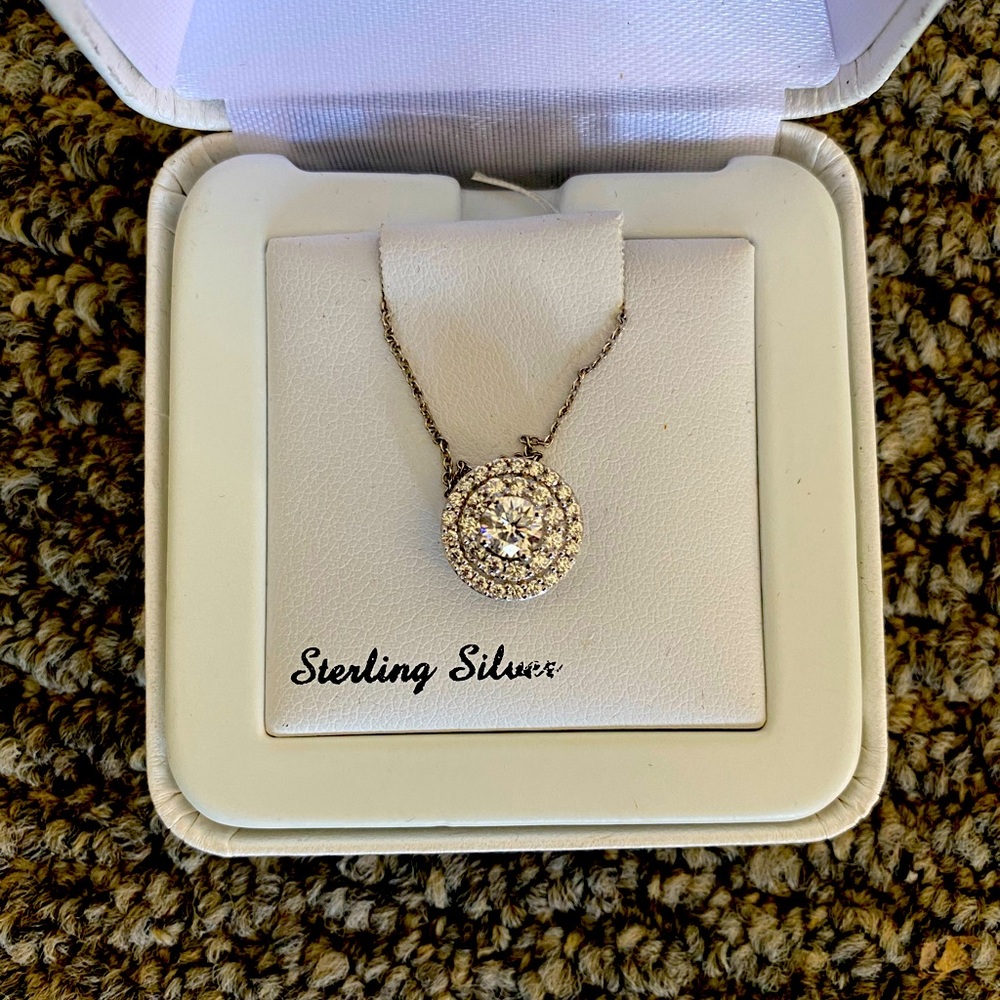 Diamond necklace, sterling silver